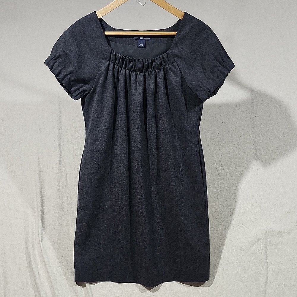 GAP Wool Blend Charcoal Gray Short Sleeve Gathered Ruffle Sheath Dress Women S